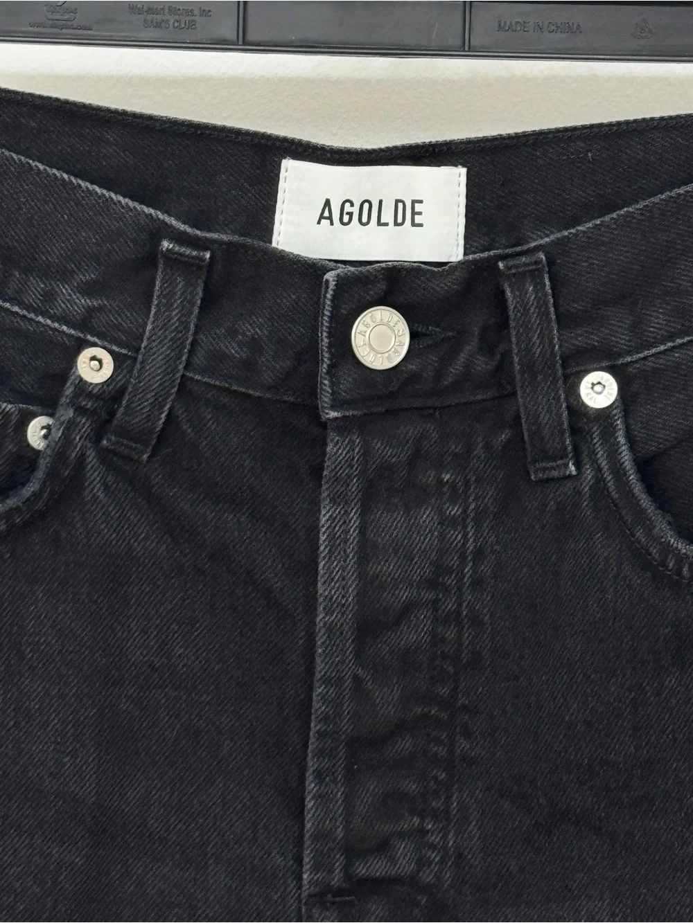 AGOLDE Parker Long Jean Shorts in Phase Black sz 27 4.5